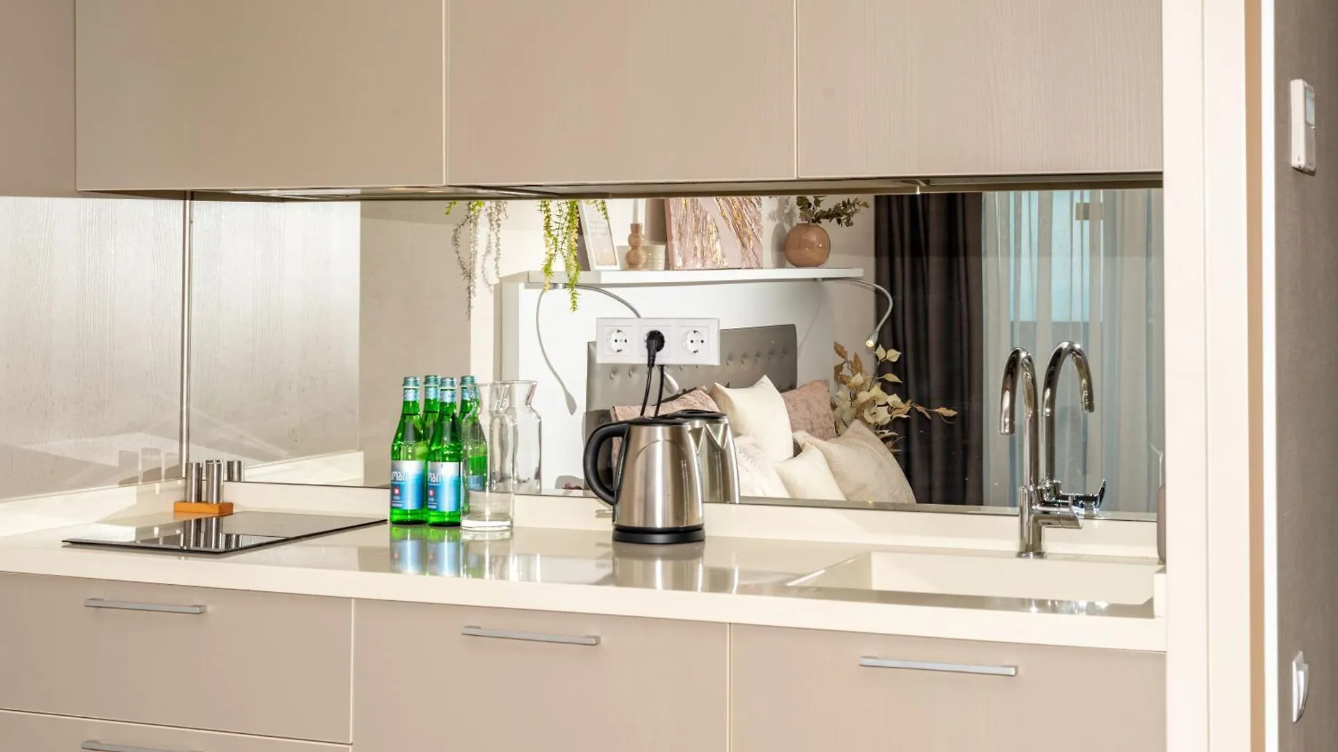 Apartment Elegant Comfort By Aesthaven Batumi Georgia