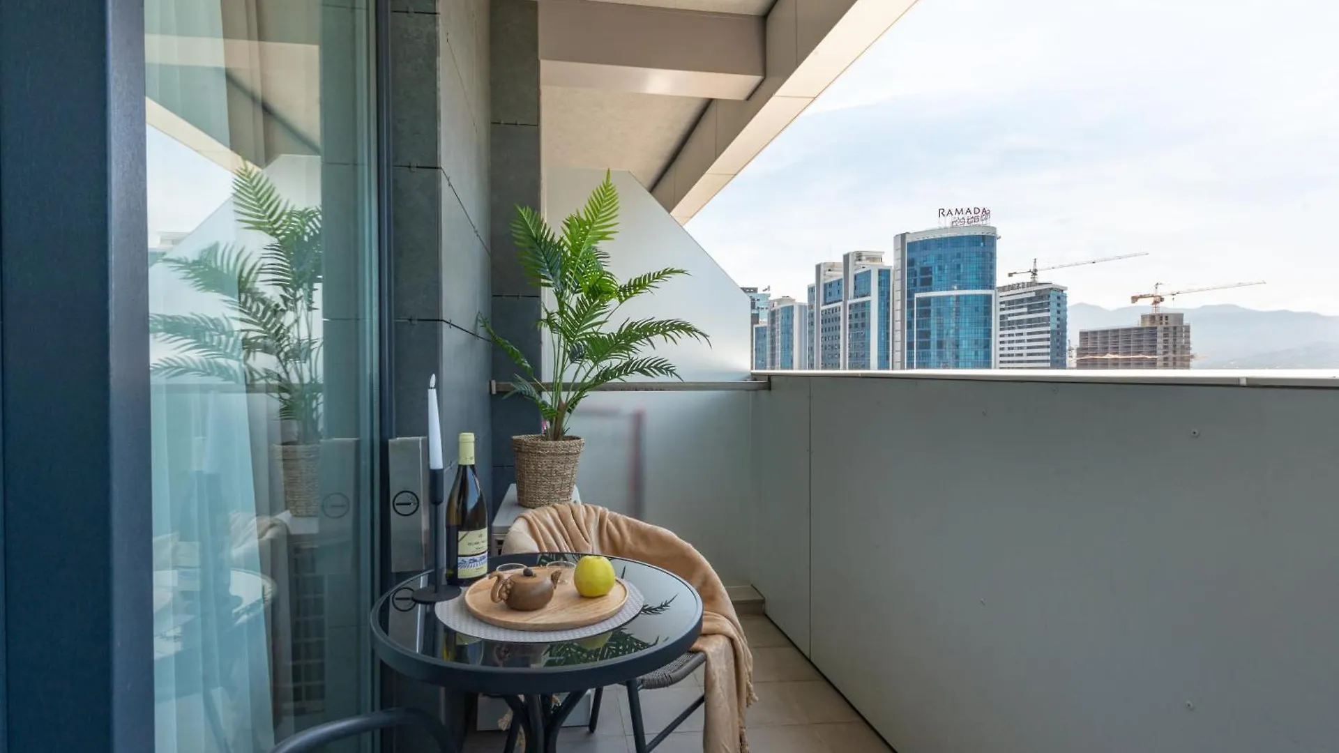 Apartment Elegant Comfort By Aesthaven Batumi